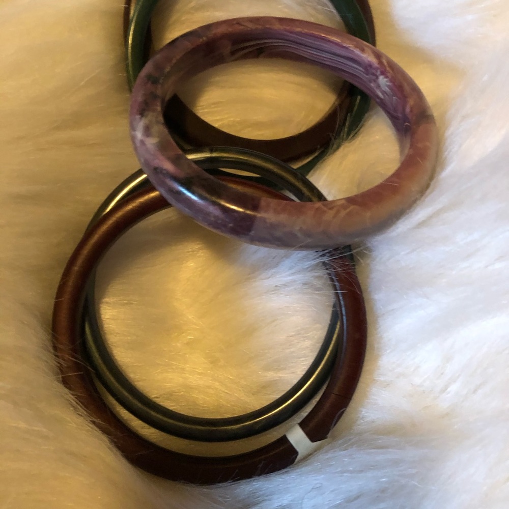 vintage bracelets 4 choices Bakelite - Picture 2 of 3